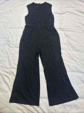 Cider Black Sleeveless Wide-Leg Jumpsuit